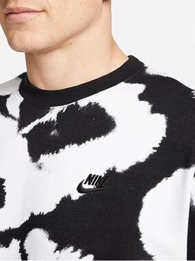 Nike Men's Black & White Abstract Pattern Crewneck
